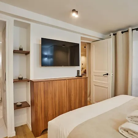 Appartamento Charming Parisian - Center Of Parigi